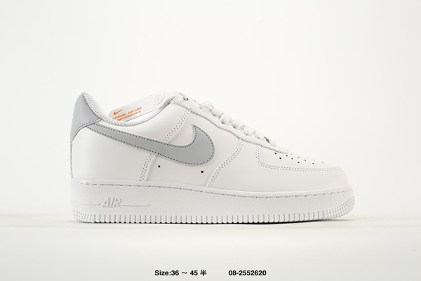 ナイキ靴正面デザイン